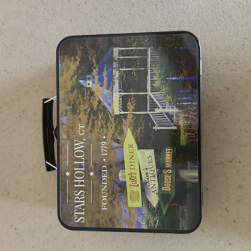 Rare Gilmore Girls Metal Lunch box